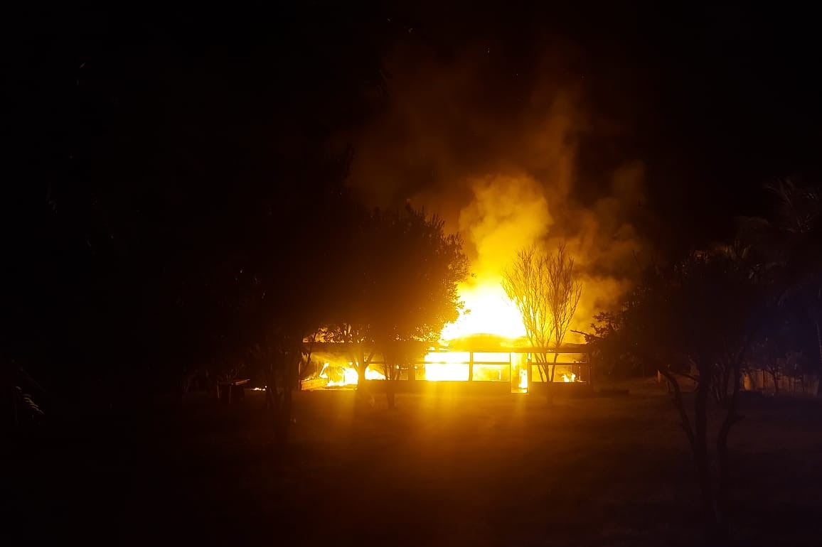 AÇÃO CONJUNTA ENTRE POLÍCIAS CIVIS DE RONDÔNIA E MATO GROSSO RESULTA NA PRISÃO DE SUSPEITO DE INCÊNDIO CRIMINOSO EM THEOBROMA