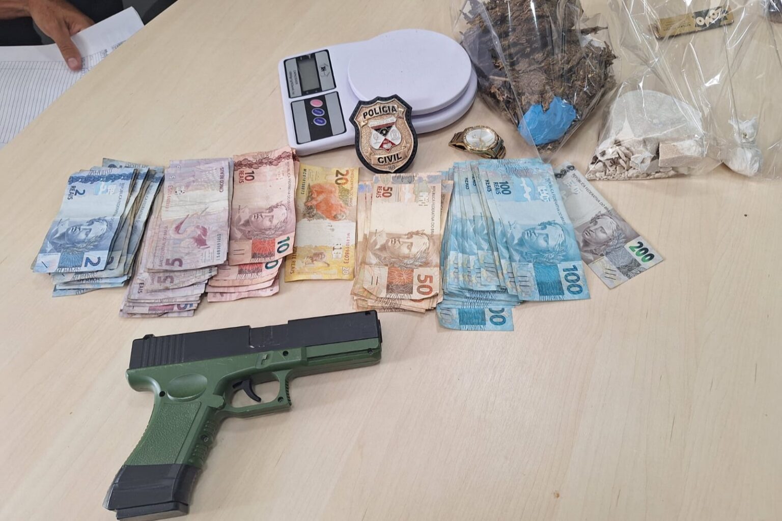 INVESTIGAÇÃO DE HOMICÍDIO LEVA A PRISÕES EM OPERAÇÃO “SEXTA-FEIRA 13” EM JI-PARANÁ